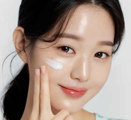 Perawatan Tubuh Sebelum Tidur untuk Kulit Terhidrasi